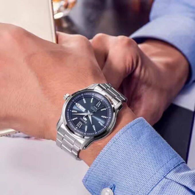 No. 5 Mechanical Automatic Watch Blue