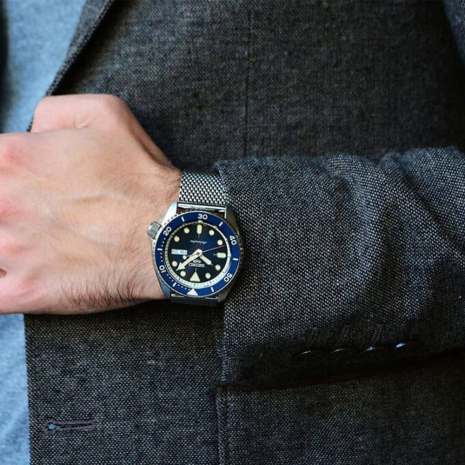No. 5 Series Watch Sports Small