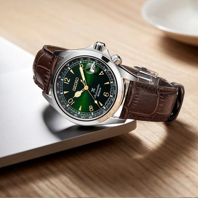 Prospex Series Mechanical Sports