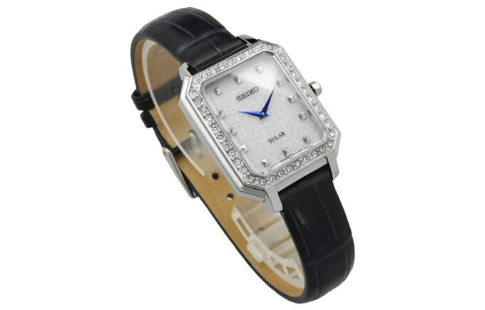 Square Minimalistic quartz Watch White